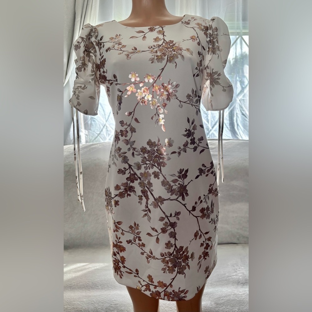 Shelby & Palmer Sheath Dress Women's Size 10 Ruched Sleeve Floral Ivory Stretch